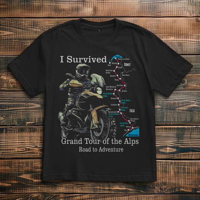 Biker Shirt: Survived the Grand Route of the Alps Version 3 – Vorderansicht
