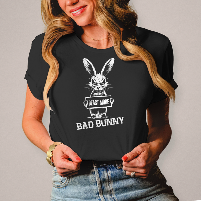 Damen "Bad Bunny" Bikerin Shirt – Produktansicht
