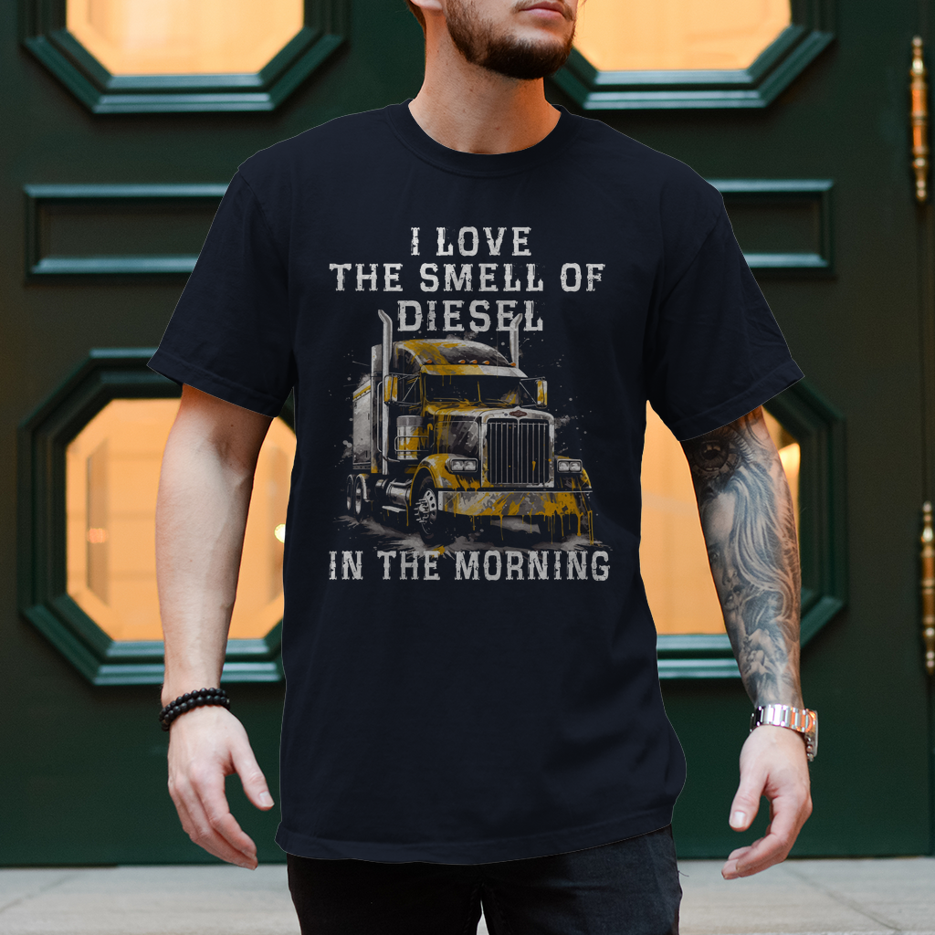 Herren Trucker  T-Shirt "I Love The Smell Of Diesel In The Morning" Variante 2