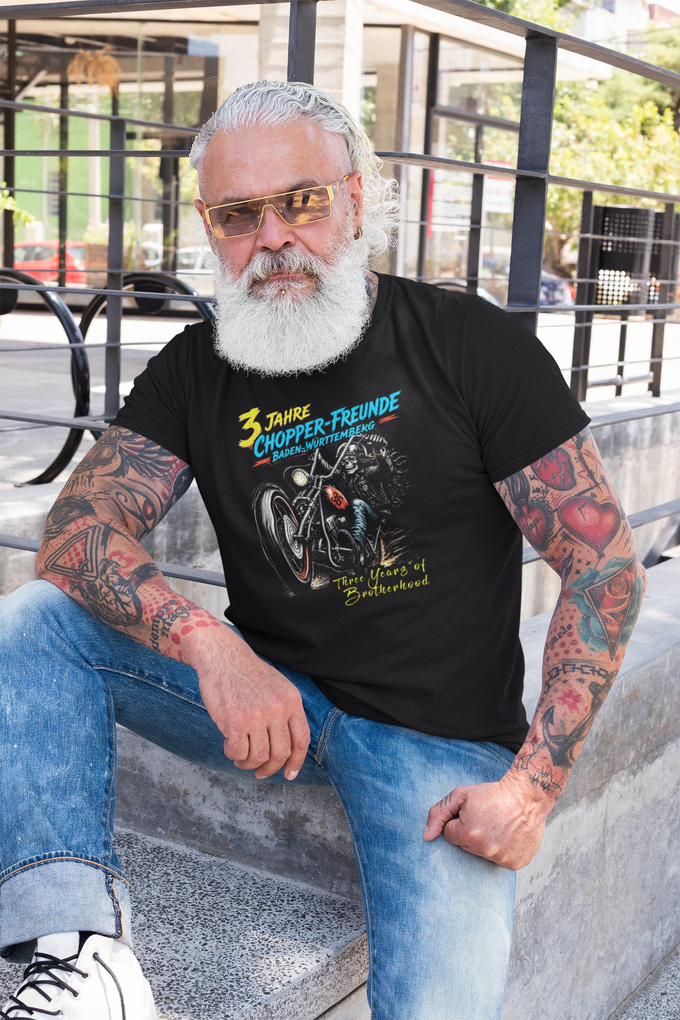 Herren T-Shirt – 3 Jahre Chopper Freunde Baden-Württemberg | Für alle, die es bunt mögen – Produktansicht