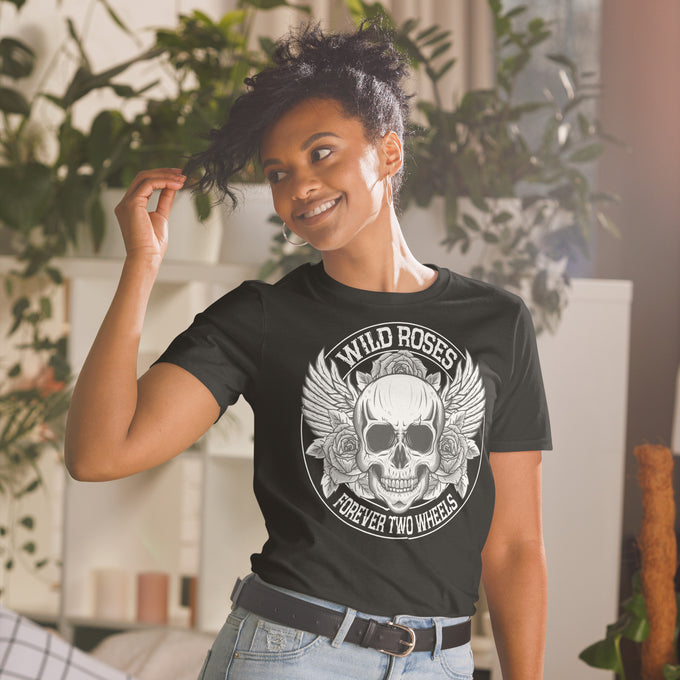 Damen T-Shirt "Wild Roses" Variante 1 – Schwarz – Vorderansicht