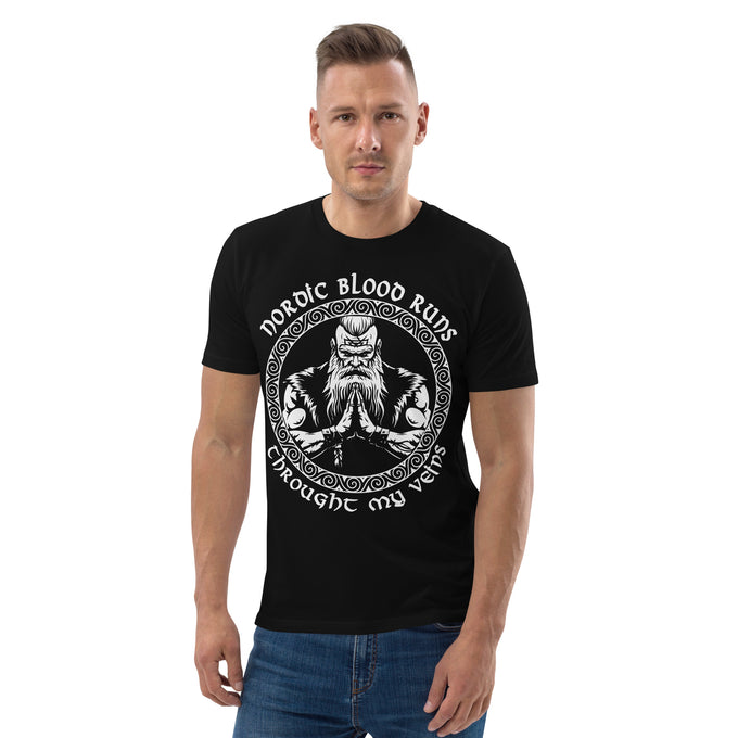 Wikinger Shirts &amp; Hoodies "Nordic Blood runs through my Veins" Variante 18 – Schwarz – Vorderansicht