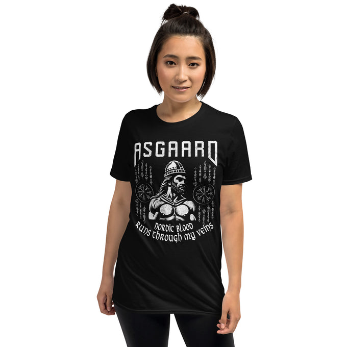 Herren T-Shirt und Hoodies Wikinger "Nordic Blood runs through my Veins" Variante 11 – Schwarz – Vorderansicht