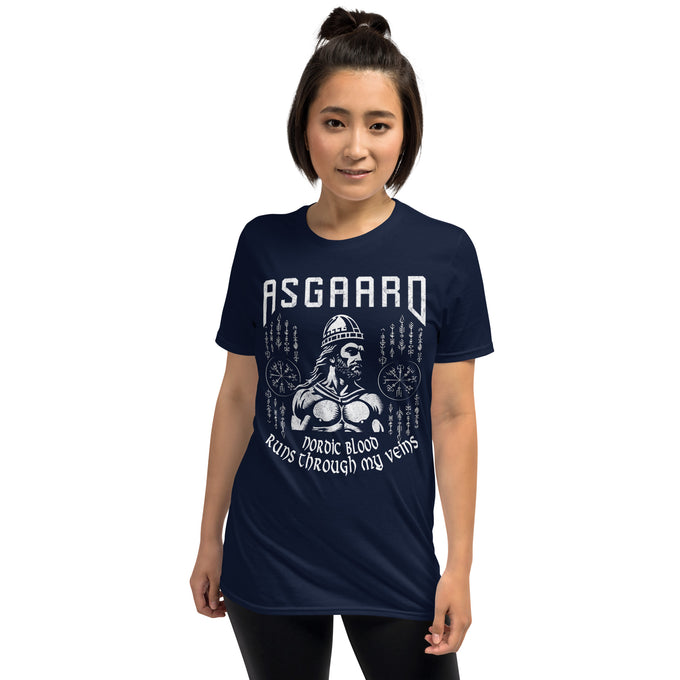 Herren T-Shirt und Hoodies Wikinger "Nordic Blood runs through my Veins" Variante 11 – Marineblau – Vorderansicht