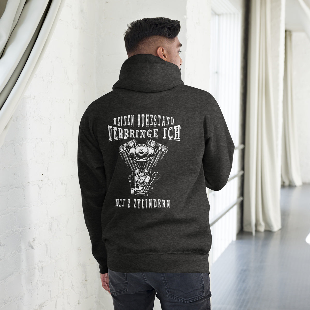 Biker - Premium Unisex Hoodie " Mein Ruhestand verbringe ich mit 2 Zylindern"-Biker-Shirts