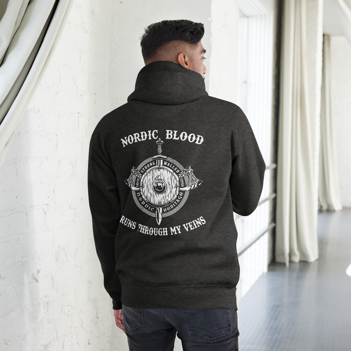 Herren T-Shirt und Hoodies Wikinger "Nordic Blood runs through my Veins" Variante 3-Biker-Shirts